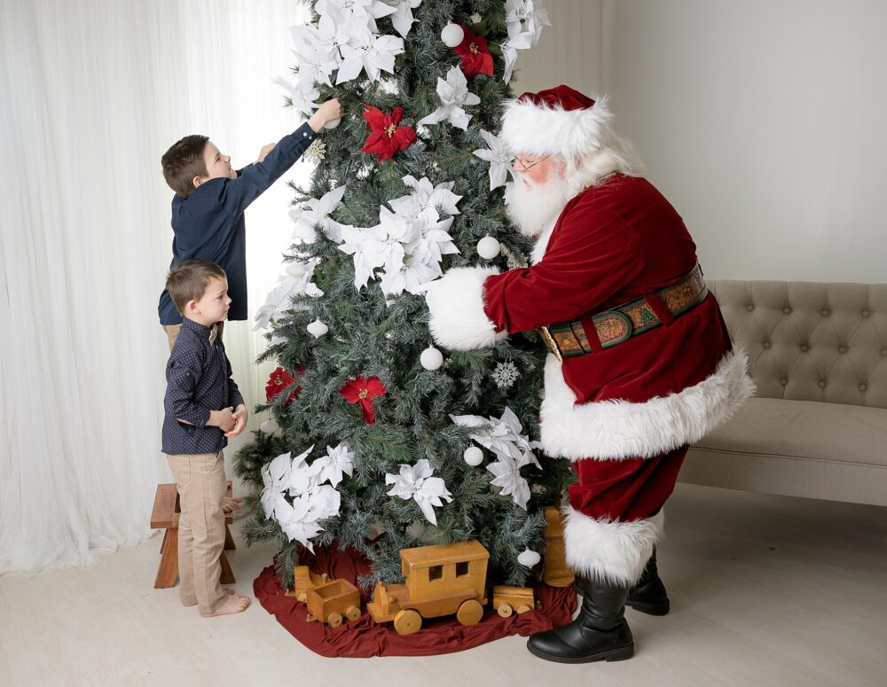 South Jersey's Premier Santa Mini Sessions for Cherished Holiday Photos