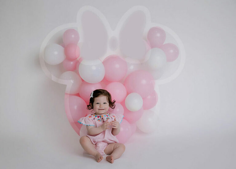 Pink Mini-Mouse First Birthday Session